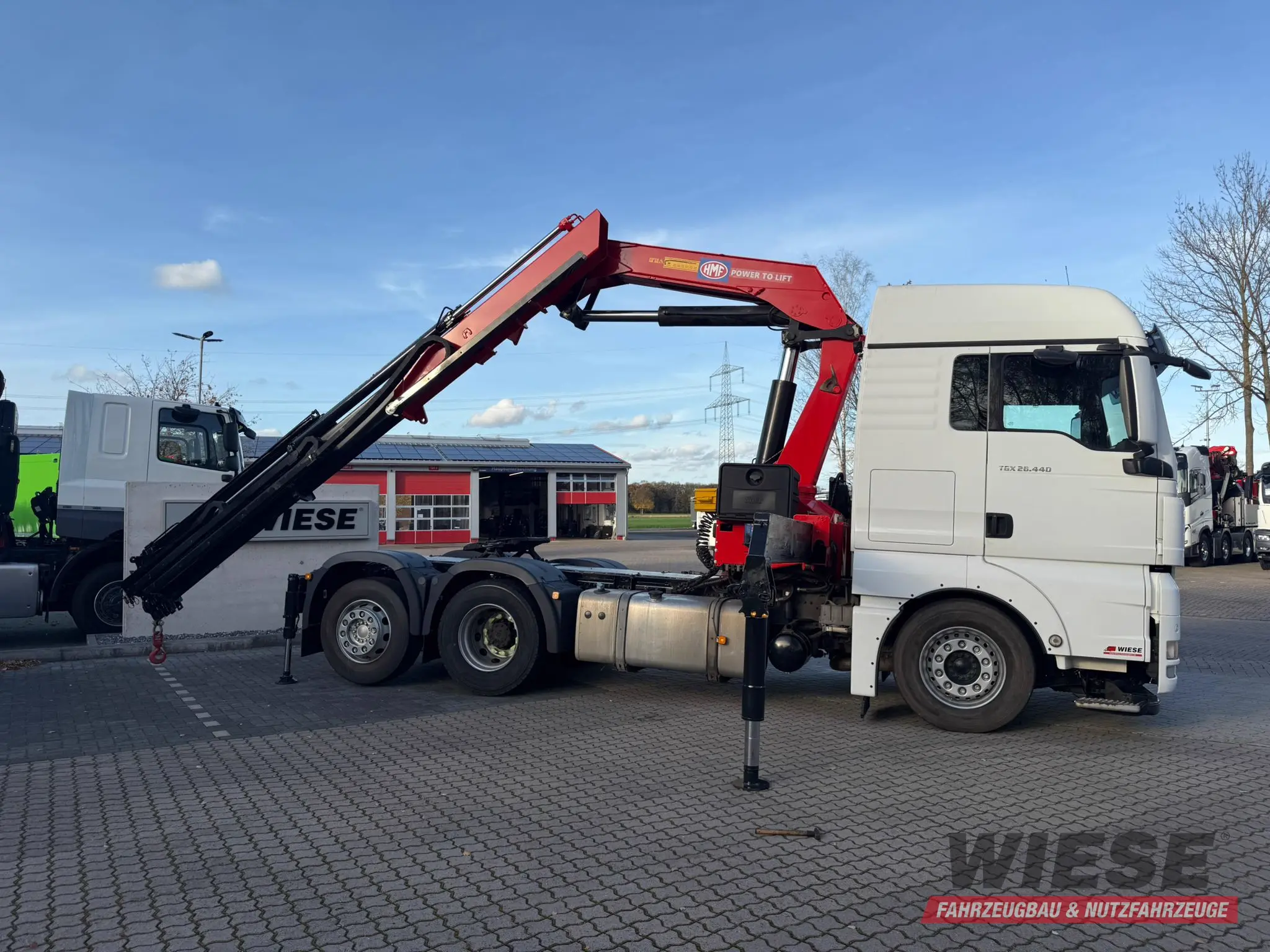 MAN TGX 26.440 6x2 mit HMF 3000-5 Kran TÜV NEU