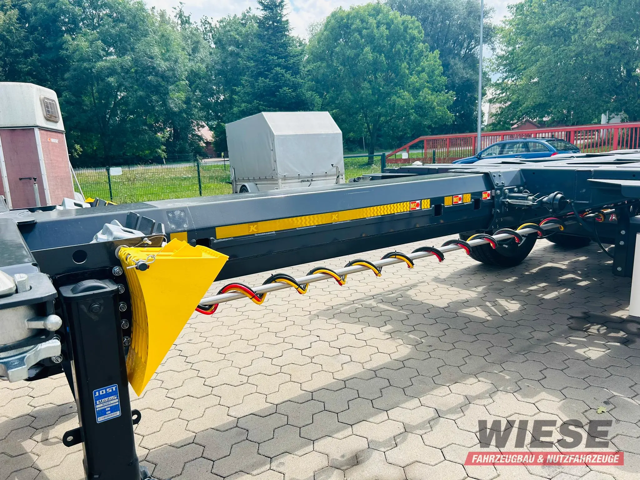 Kässbohrer K.SHG Multi Containerchassis ausziehbar